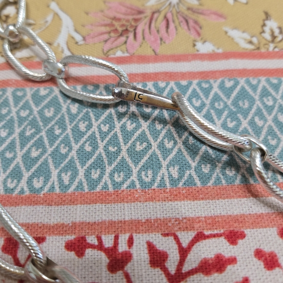 Stylish Silver Chain Necklace - Picture 1 of 2